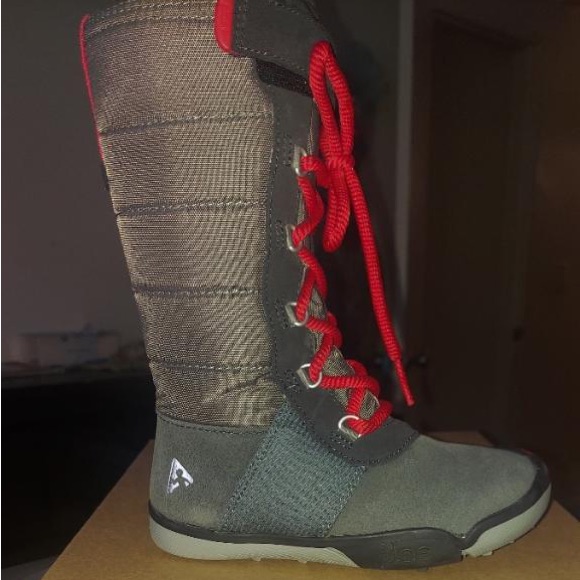 Plae Boots